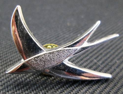 Swallow Lapel Pin - 4cm/3cm