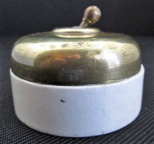 Vintage Beanco British Make E.130 Ceramic And Brass Toggle Switch (Not Tested) - 5,5cm/7,2cm