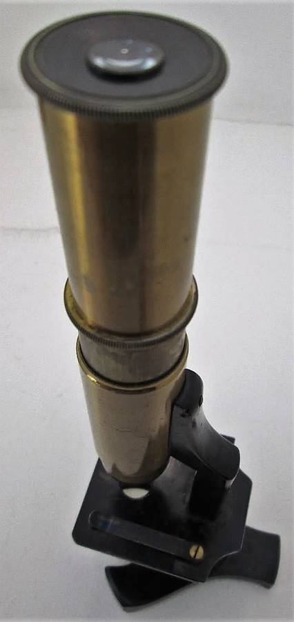 Small Brass Antique Microscope Plus Box - Height 22,5cm