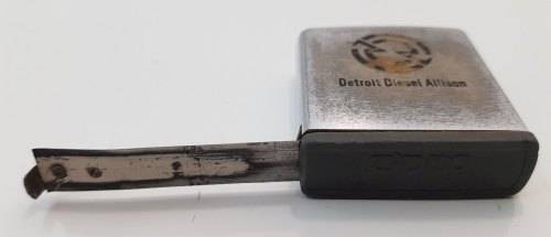 Zippo Detroit Diesel Allison Tape Measure - 3,8cm/4,7cm/1,5cm