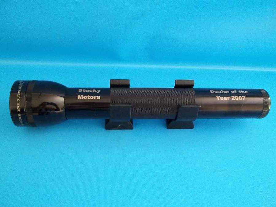 Wonderful Presentation Black Mag-Lite Torch On A Stand! (Perfect Working Order) - Length 31cm