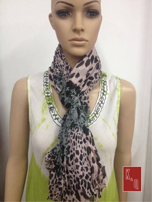 K & Q scarf -scarf