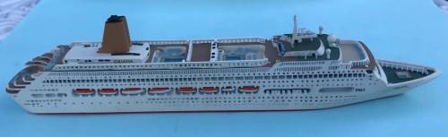 Mercator Ships by Skytrex Ltd model Ship `Oriana` 1995, M 933 in original box 1 in1250 scale