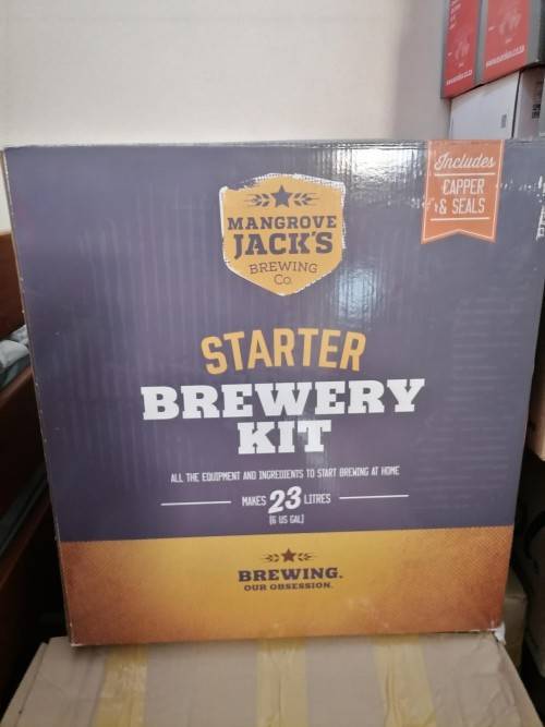 Mangrove JAck Home Brewing Kit and About 240 440ml Craft Bottles