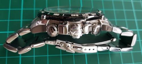 CASIO Edifice Chronograph (Starting at R1 No Reserve!!!)