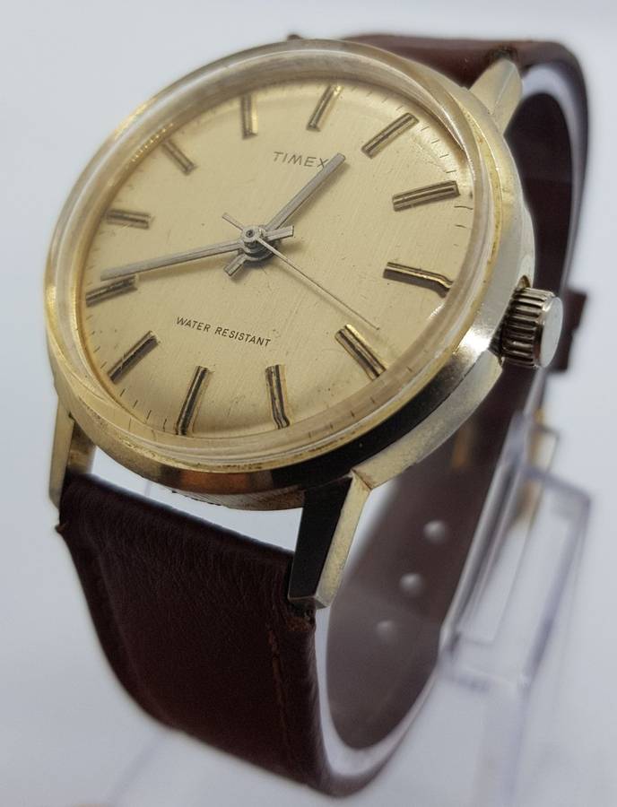 NO RESERVE!!! Vintage TIMEX branded mens mechanical watch