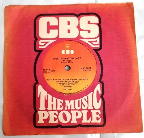 7` Single,BILLY JOEL,JUST THE WAY YOU ARE,Record:VG+,Paper Cover,Label:CBS,CAT:SSC1621,Press:SA