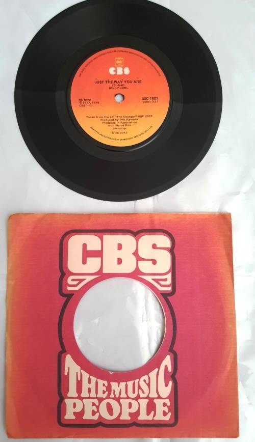 7` Single,BILLY JOEL,JUST THE WAY YOU ARE,Record:VG+,Paper Cover,Label:CBS,CAT:SSC1621,Press:SA