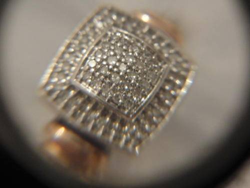 9CT WHITE AND ROSE GOLD DIAMOND RING