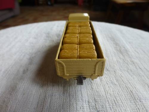Dinky Toy 25R Forward Control Lorry
