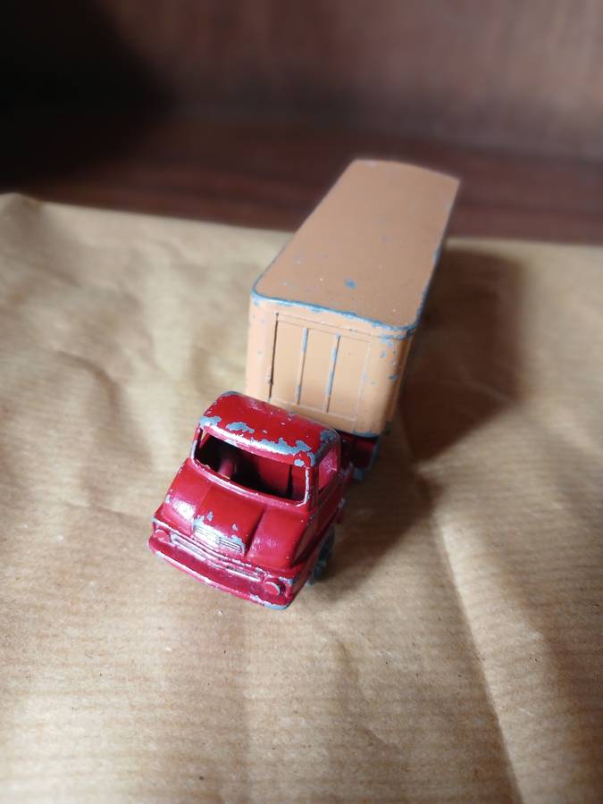 Matchbox Lesney no7 Major pack 1962 Thames Trader truck and Jennings Cattle  Wagon.