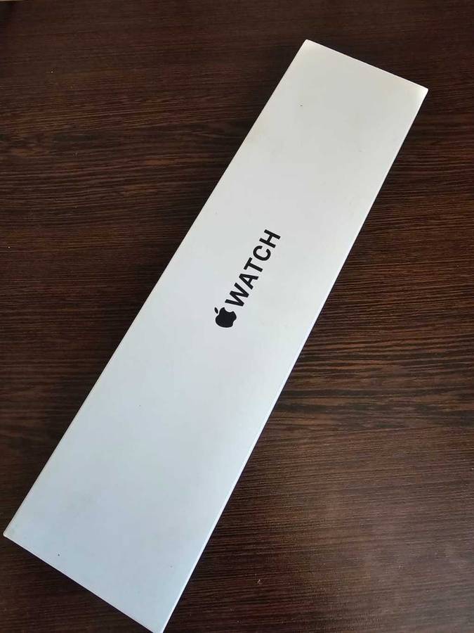 Apple Watch SE (44mm , 2nd Generation, GPS) Aluminium Case