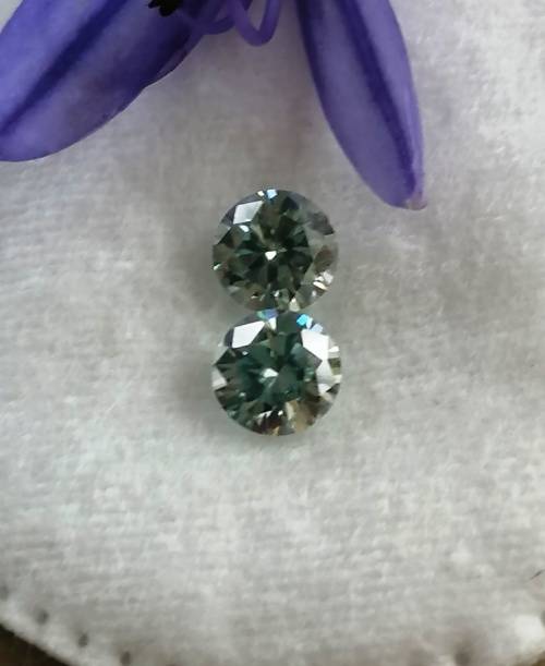 1.76tct Vvs1 Round H-I light Blue Loose Moissanite (Matched Pair)