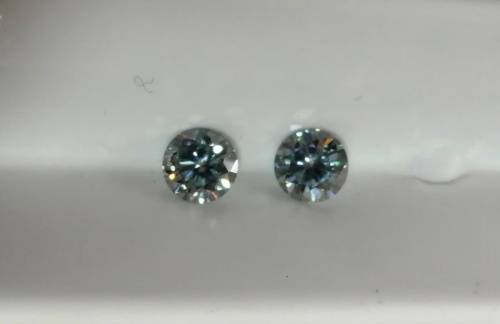 1.76tct Vvs1 Round H-I light Blue Loose Moissanite (Matched Pair)