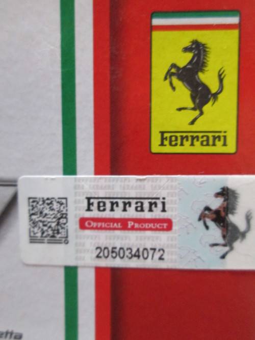 ***FERRARI 488 GTB - SCALE 1:43 - OFFICIAL PRODUCT***