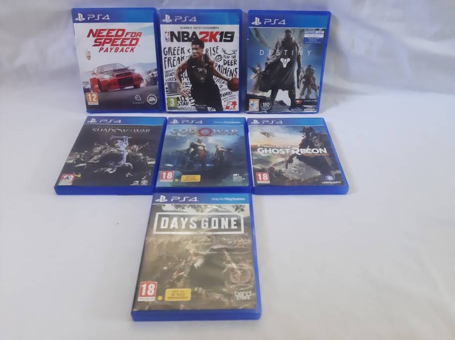 MASSIVE PLAYSTATION 4 GAME BUNDLE!!!