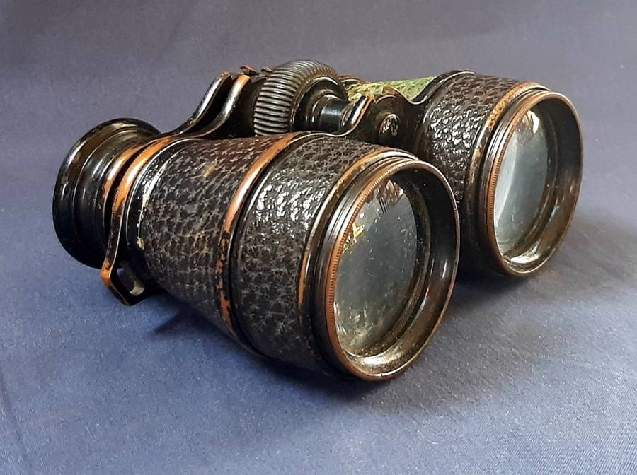 VINTAGE COLEMONT SERIE VEGO BINOCULARS