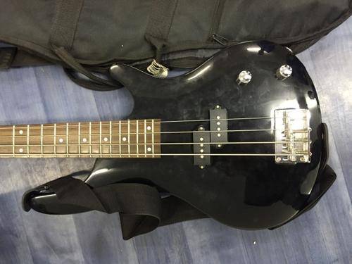 Lyon electric Base Guitar