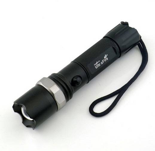 Cree Led Flashlight 18650 Zoom 800 LUMEN Led Flashlight Battery + Charger
