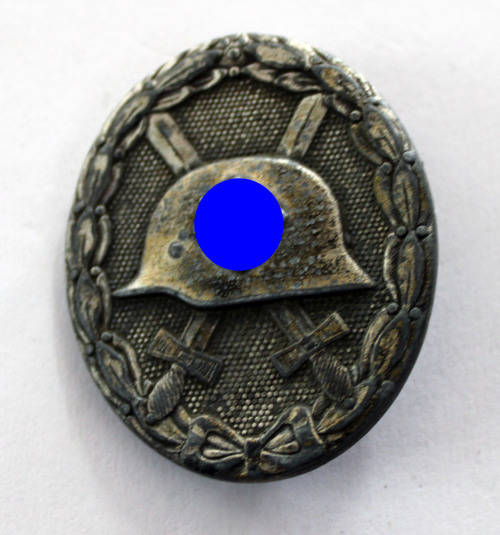 Original WW2 German 2nd Class Wound badge
