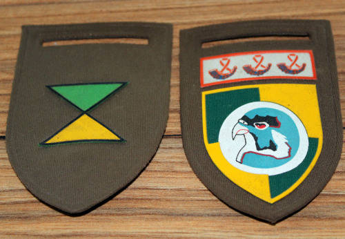 Group 34 tupper flash and HQ coy flash
