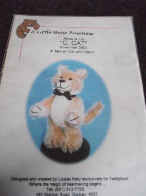 ALICE & CO MINIATURE TEDDY BEAR KIT 2" 'C CAT'