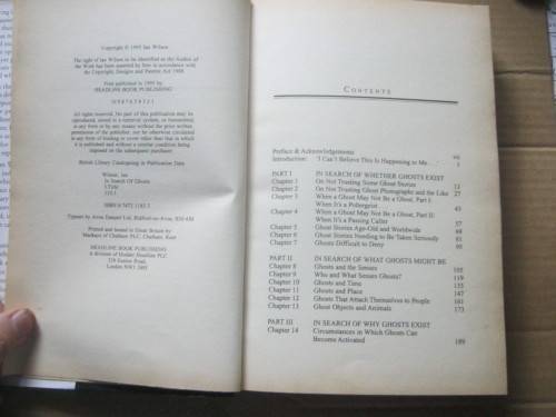 GHOSTS,IN SEARCH OF GHOSTS---IAN WILSON