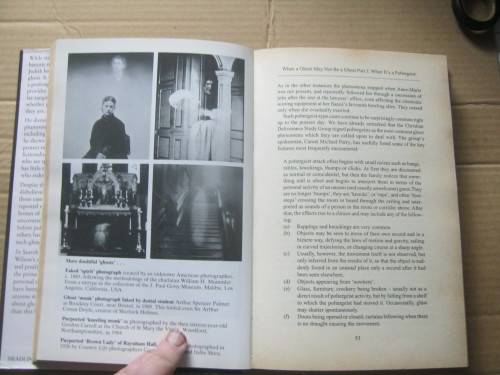 GHOSTS,IN SEARCH OF GHOSTS---IAN WILSON