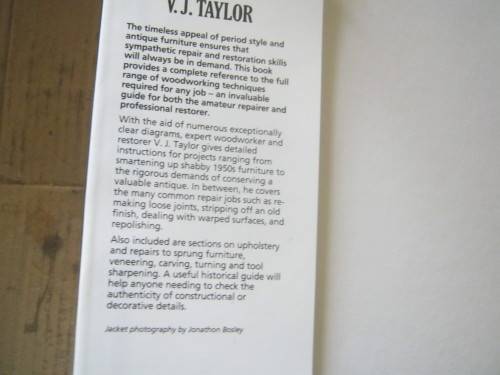 FURNITURE;THE COMPLETE MANUAL;17th-20th CENTURY,REPAIRING AND RESTORING---V.J.TAYLOR