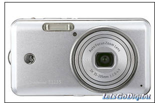 12 MEGA PIXEL DIGITAL CAMERA