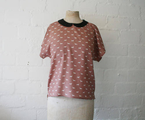 *ZARA* BLOUSE WITH PETER PAN COLLAR AND DOG PRINT SIZE L