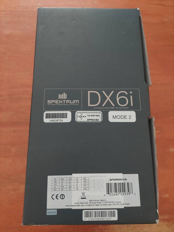 Spektrum DX6i transmitter