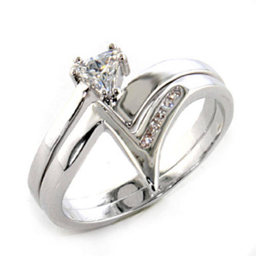(Size 7) Non Tarnishing Rhodium Plated Fashion Ring with Cubic Zirconia Stone/s