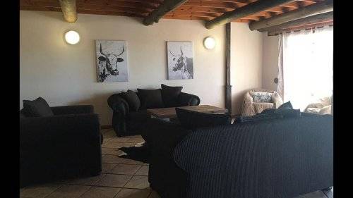 Pielanshoek Oak Cottage Bethlehem/Clarens 10 Sleeper - 2 Night Weekend Stay!