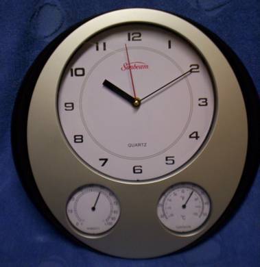 Designer Wall Clock - Tell time, temperature & Humidity