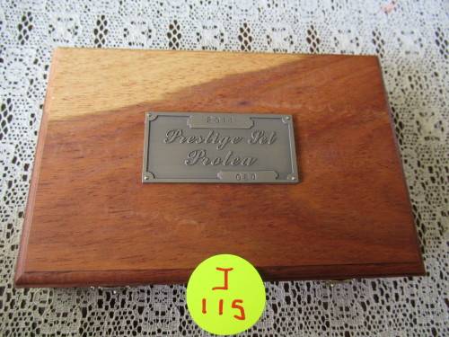 Unique and beautiful coin holder box