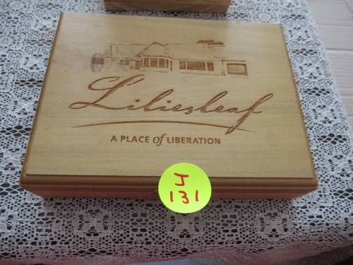 Unique and beautiful coin holder box