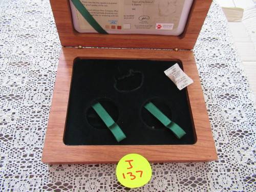 Unique and beautiful coin holder box