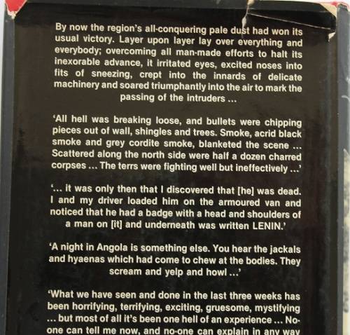 Borderstrike! South Africa into Angola by Willem Steenkamp