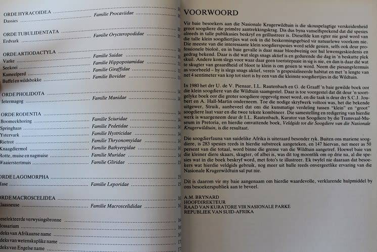 Veldgids tot die soogdiere van die Nasionale Krugerwildtuin deur Pienaar, Joubert, Hall-Martin ens.