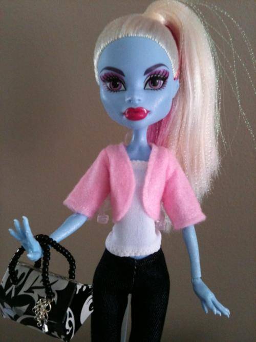 Monster High Pink Jacket and Jeans