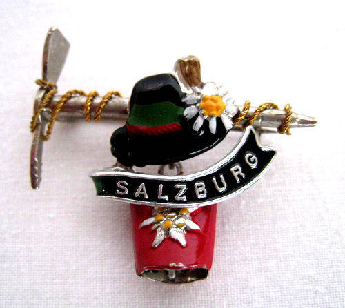 A LOVELY VINTAGE SALZBURG SOUVENIR BROOCH/PIN