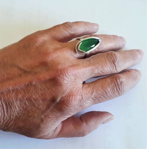 Sterling Silver Green Stone Ring