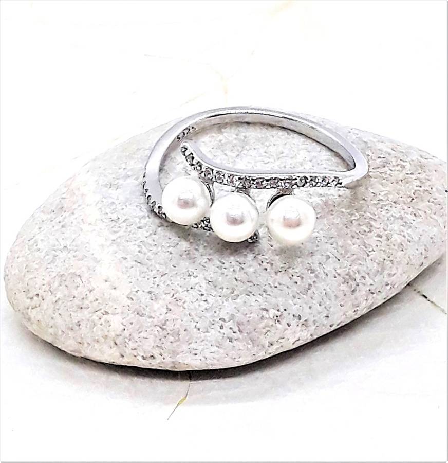 Freshwater Pearls and Zirconia Sterling Silver Ring