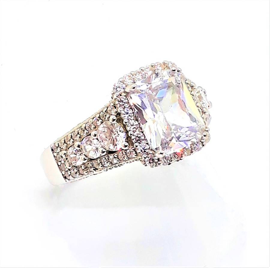 Cubic Zirconia Dress / Engagement type Sterling Silver Ring - 5.6g