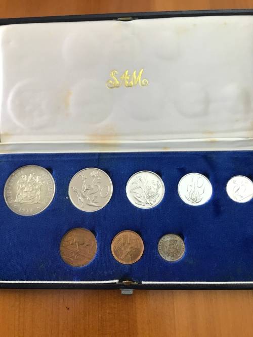 1977 Short Proof Set
