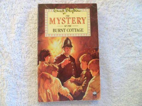 The Mystery of the Burnt Cottage - Enid Blyton