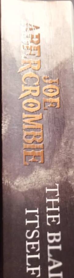 The Blade Itself (The First Law Book 1) - Joe Abercrombie - Softcover - Fantasy