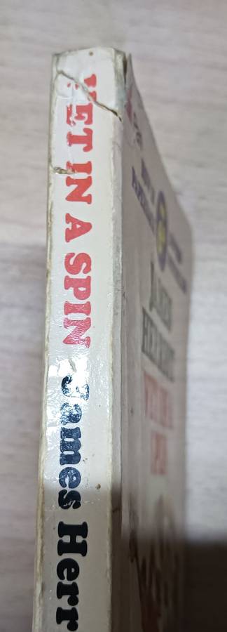 Vet in a Spin - James Herriot - Softcover