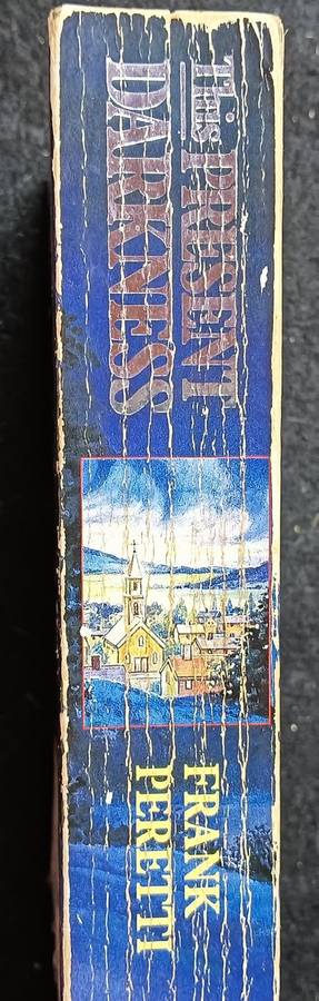 This Present Darkness - Frank Peretti - Softcover - 508 pages